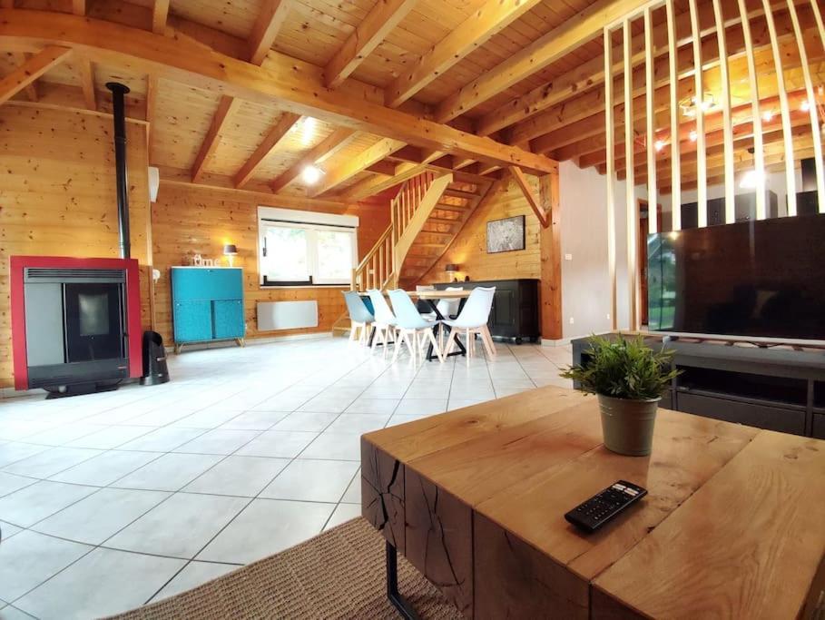 Le Vivaldi, Au Coeur Du Massif Vosgien Avec Terrain De Petanque Villa Rochesson ภายนอก รูปภาพ